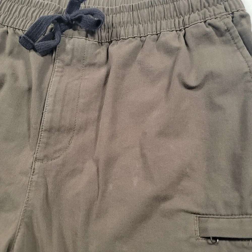 The North Face Men Field Utility‎ Shorts Medium Brown 6